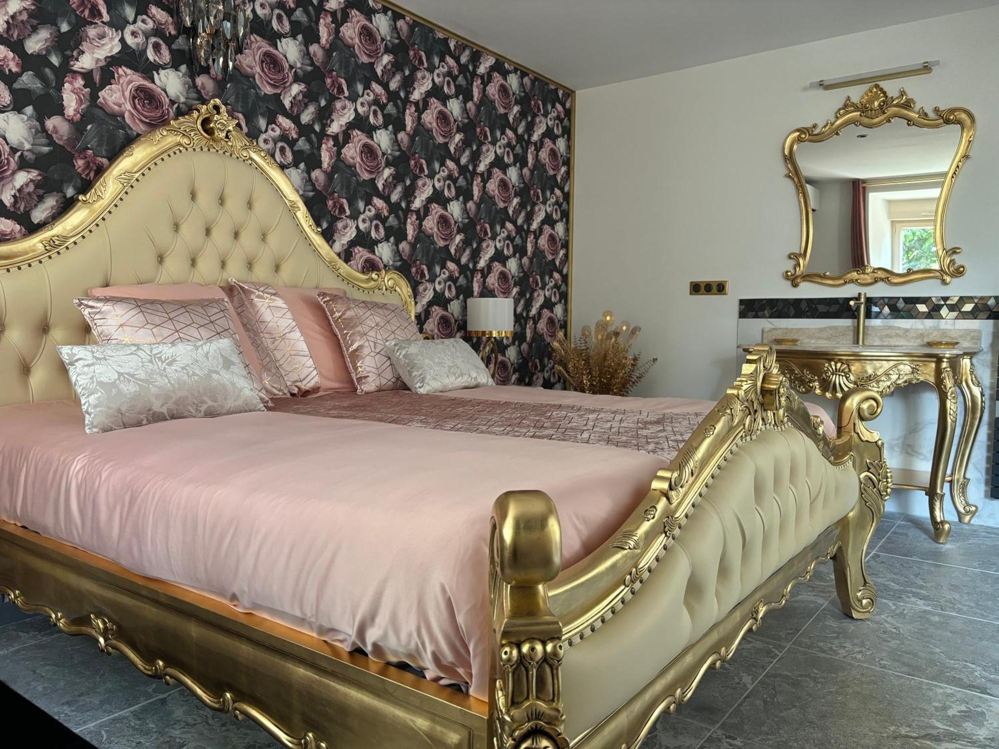 Princesse Chateau Du Pre Neuf * Etriche